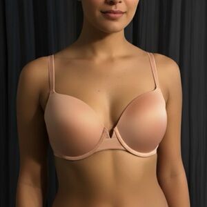 NWOT Victoria Secret wireless push-up convertable bra, 34DD